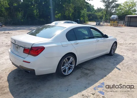 2013 BMW 740Li from USA, damaged, VIN WBAYE4C58DDW22876